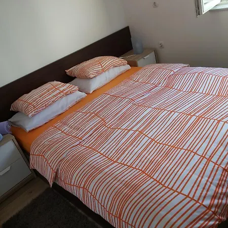 Kuca Sa Bazenom Sparta Dugo Selo Exterior foto