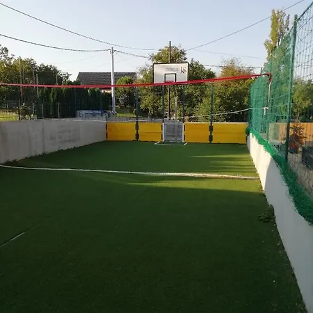 Kuca Sa Bazenom Sparta Dugo Selo Exterior foto